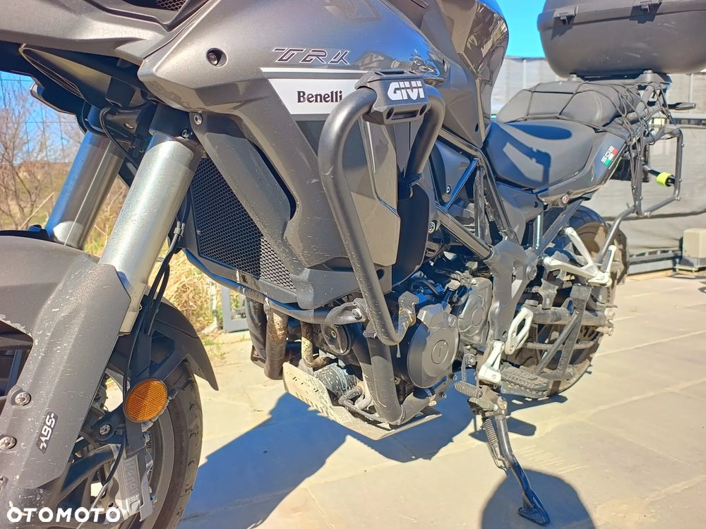 Benelli TRK 502 - 12
