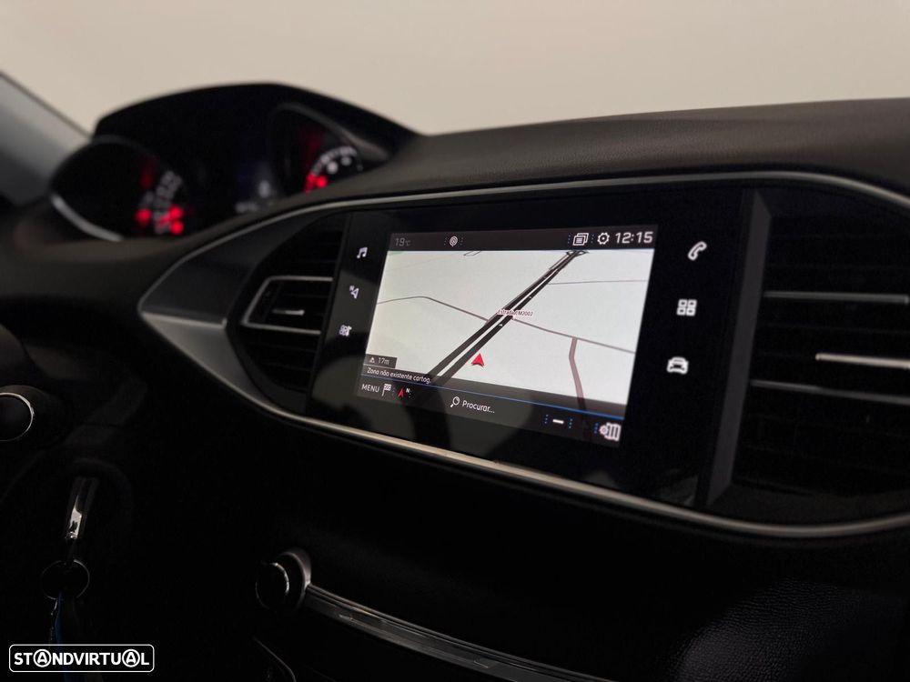 Peugeot 308 1.2 PureTech Allure EAT8 - 5