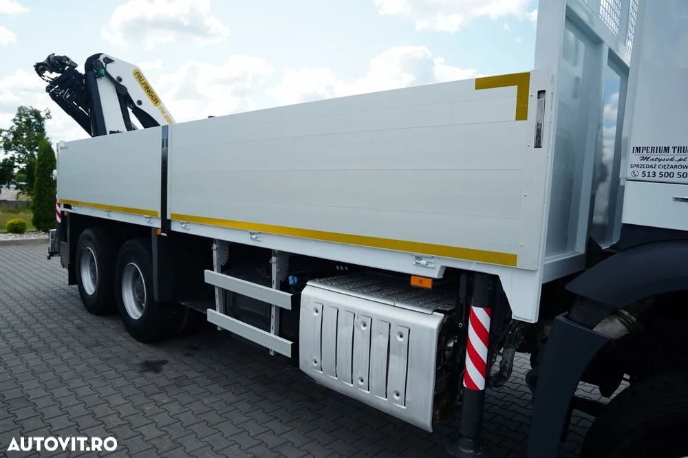 Mercedes-Benz AROCS 2636 / 6x4 / LIVRARE - 6,3 M / PALFINGER PK 22002- EH D- 15 M / MAX. CAPACITATE DE ÎNCĂRCARE 5.700 KG / ROTARE / TELECOMANDĂ / EURO 6 - 19