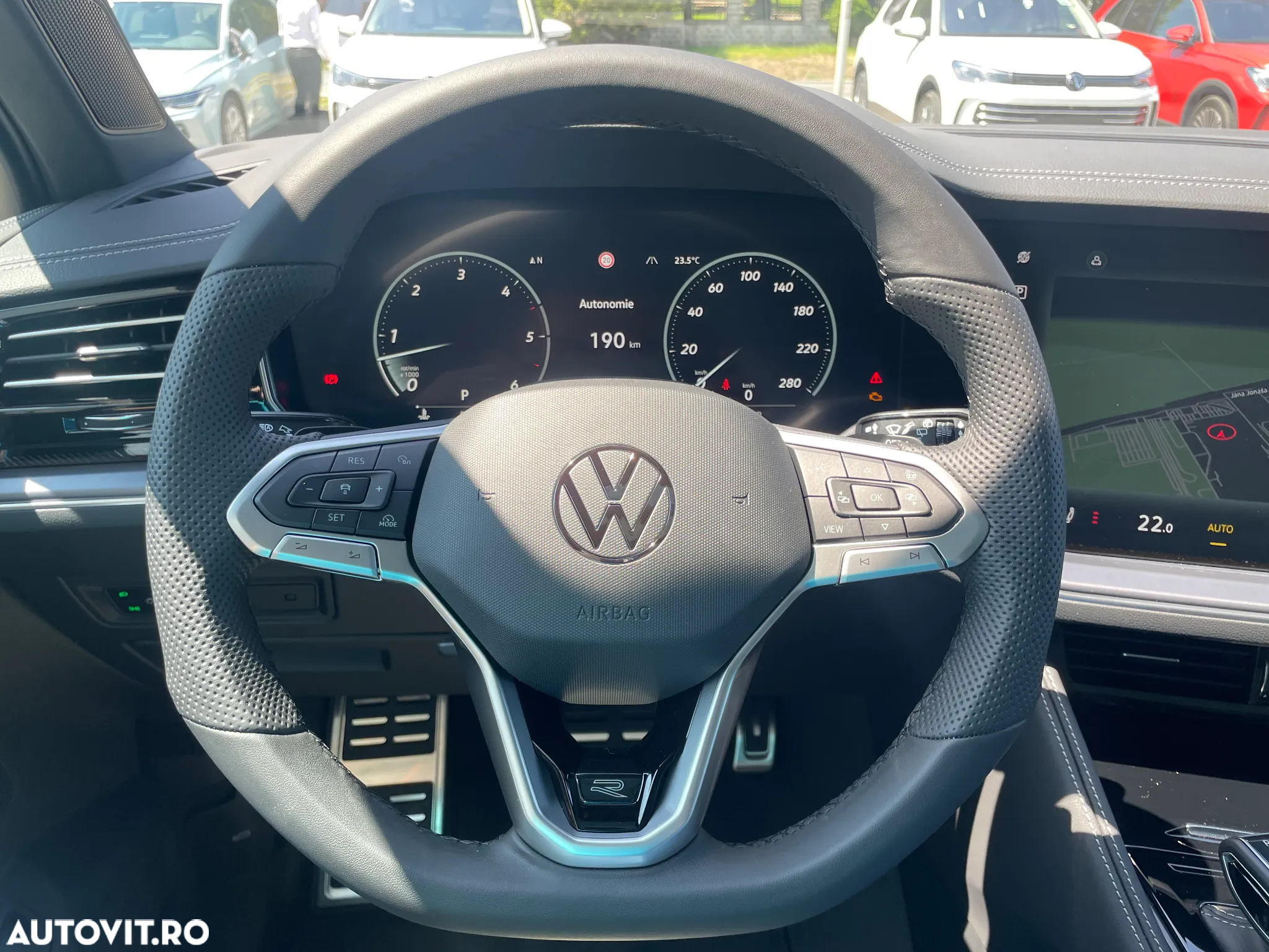 Volkswagen Touareg V6 TDI R-Style - 14