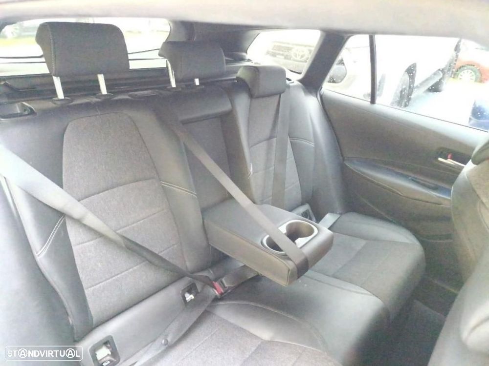 Toyota Corolla Touring Sports 1.8 Hybrid Comfort - 6