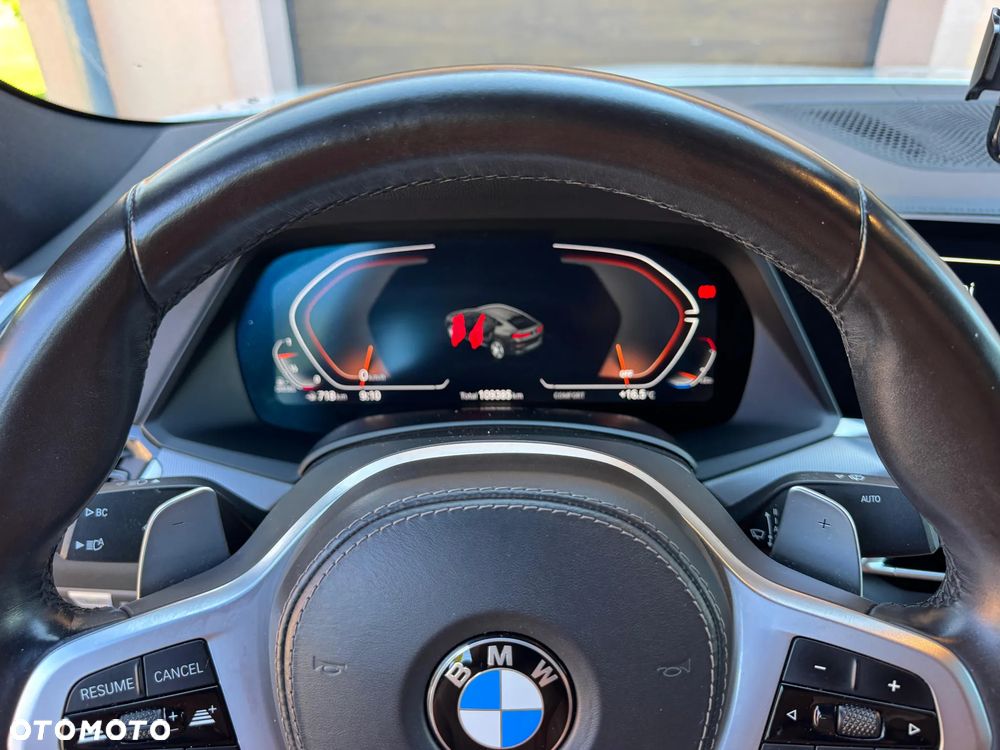 BMW X6 - 25