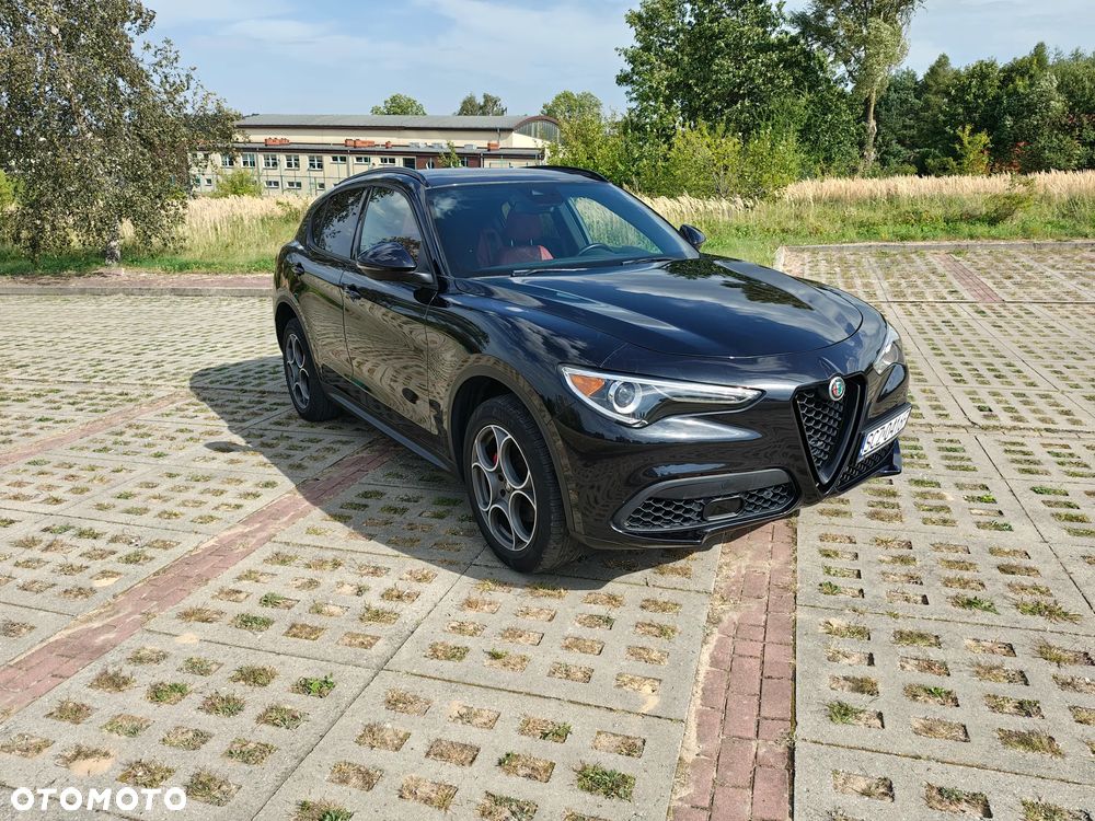 Alfa Romeo Stelvio 2.0 Turbo 16V AT8-Q4 Veloce - 9