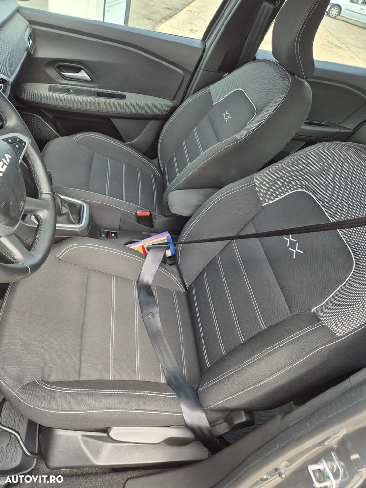 Dacia Logan TCe 100 Journey - 8
