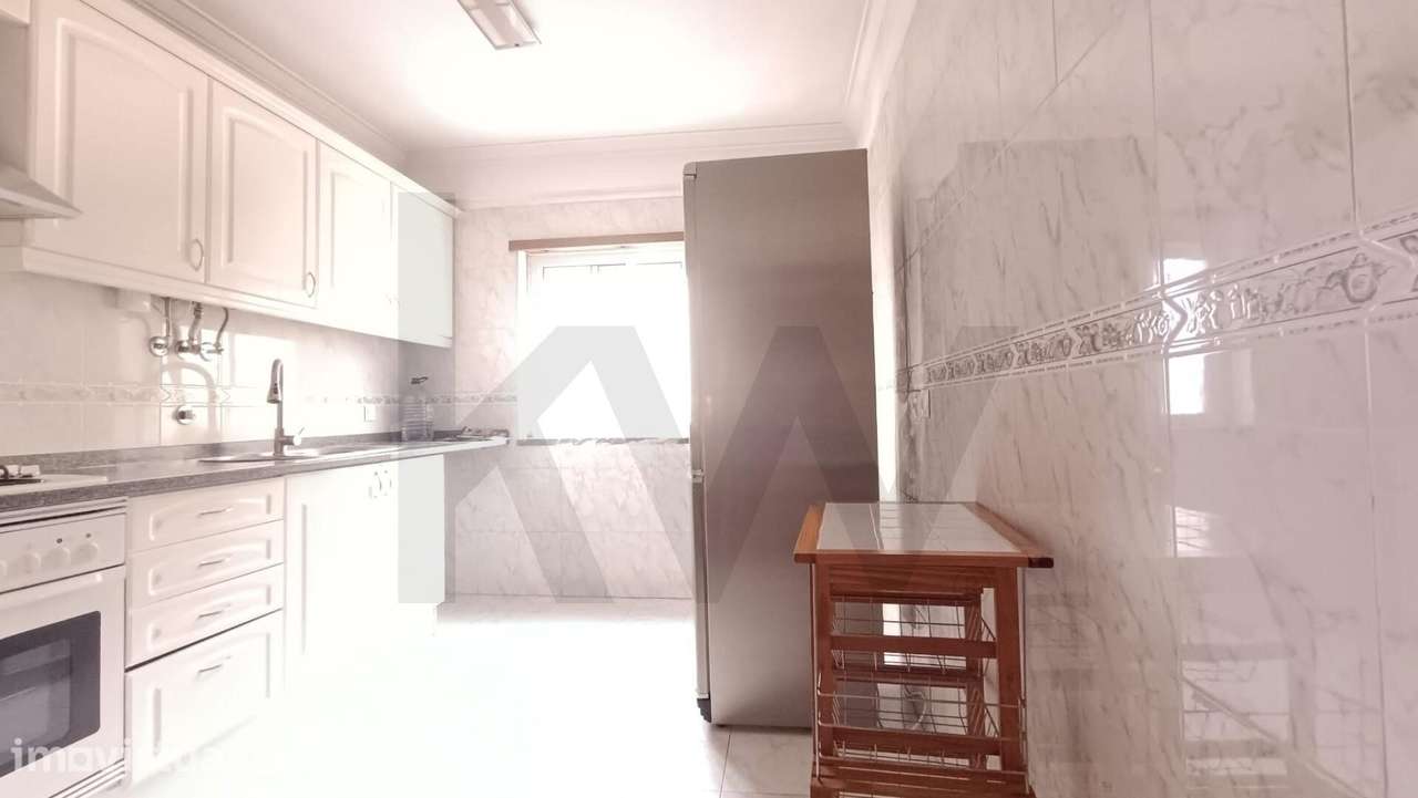 ARRENDAMENTO APARTAMENTO T2 | SANTA MARTA DO PINHAL | CORROIOS - Grande imagem: 5/14