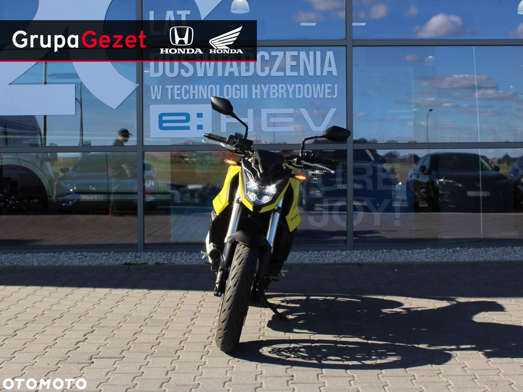 Honda CB - 4