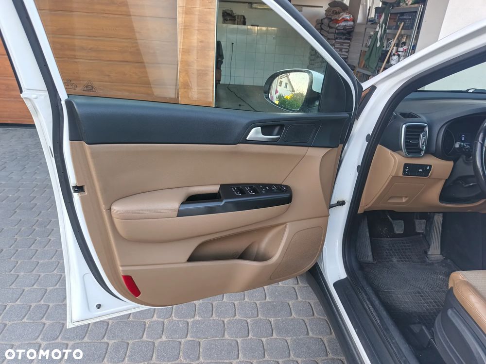 Kia Sportage 2.0 CRDI L 4WD - 9