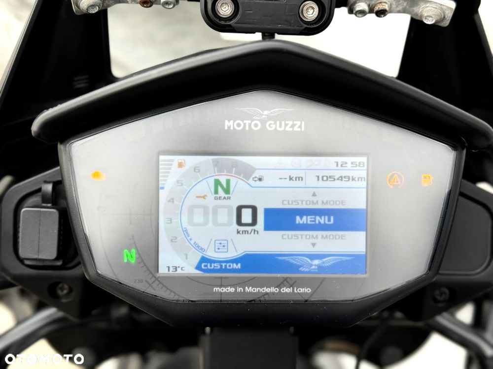Moto Guzzi V85 - 15