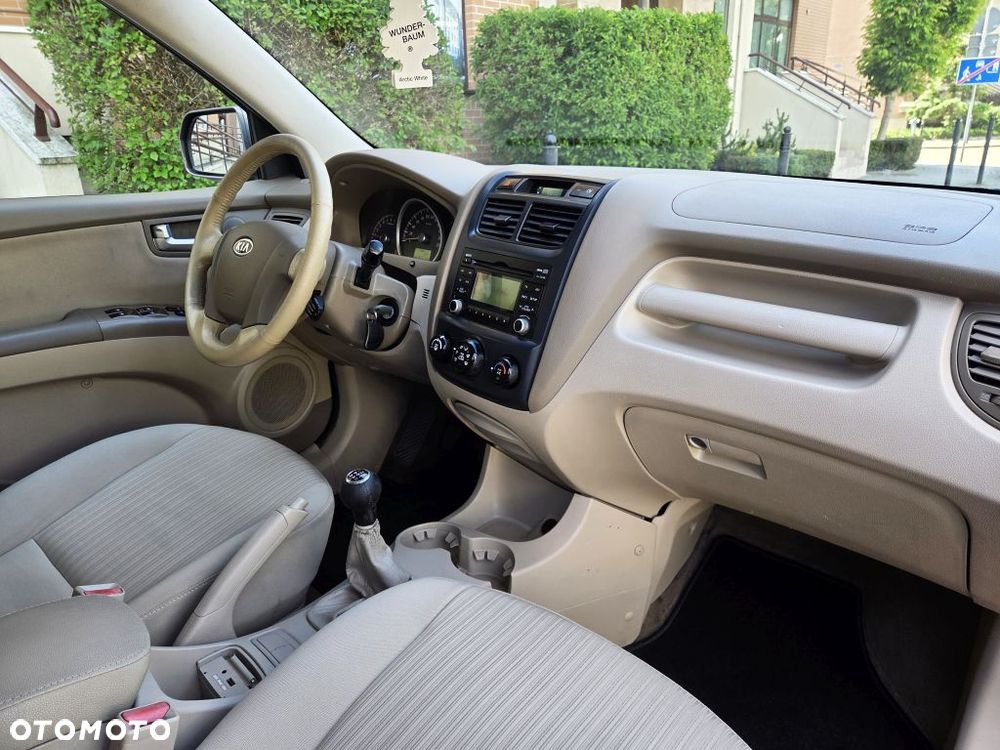 Kia Sportage 2.0 Expedition 2WD - 12