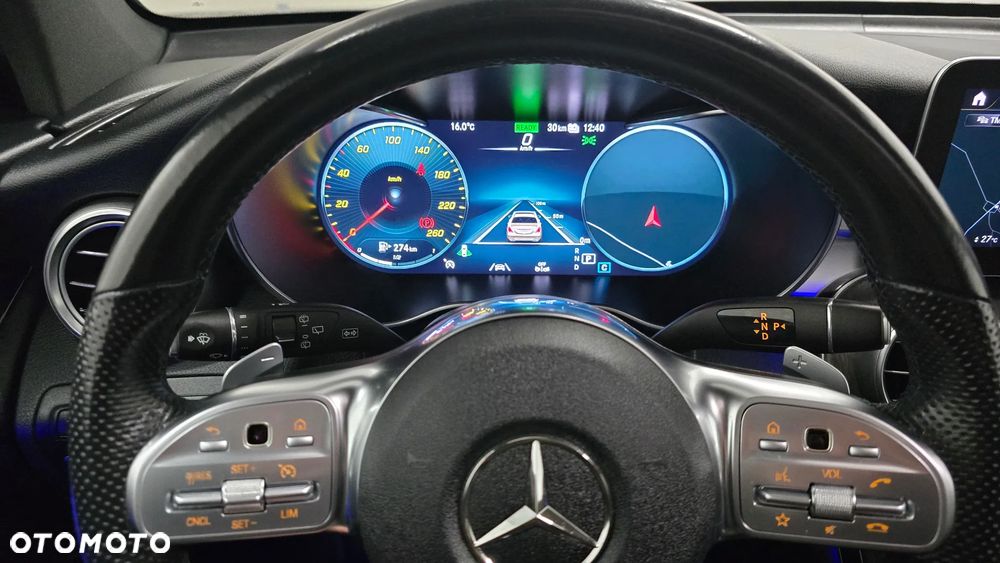 Mercedes-Benz GLC 300 de 4Matic 9G-TRONIC AMG Line Plus - 25