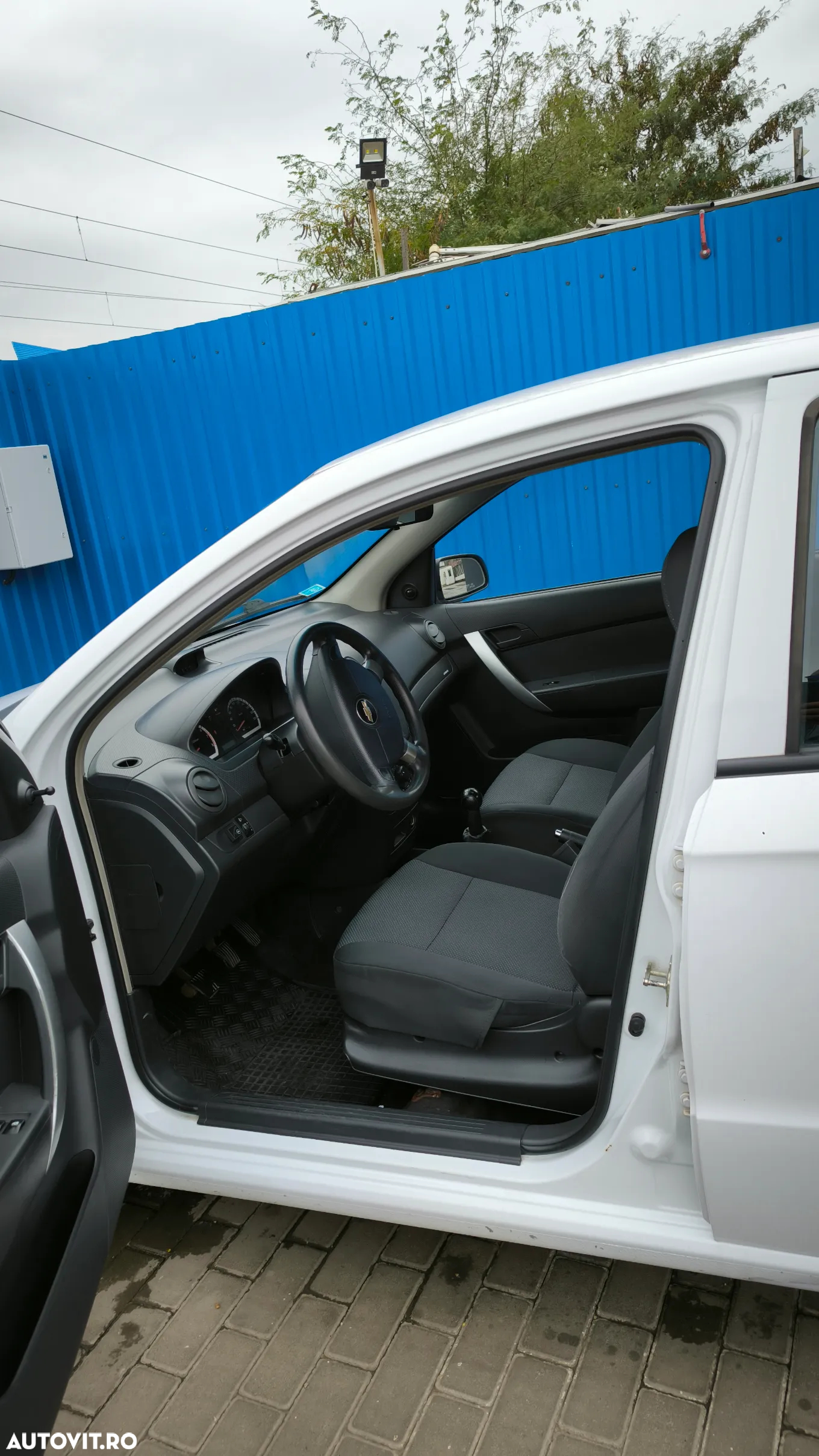 Chevrolet Aveo - 8