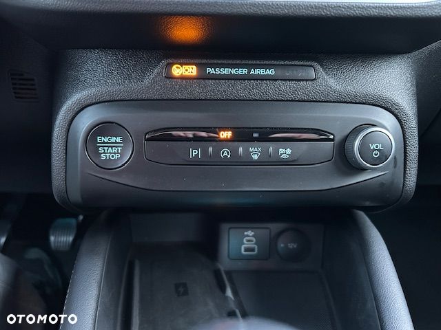 Ford Focus 1.0 EcoBoost Titanium X - 34