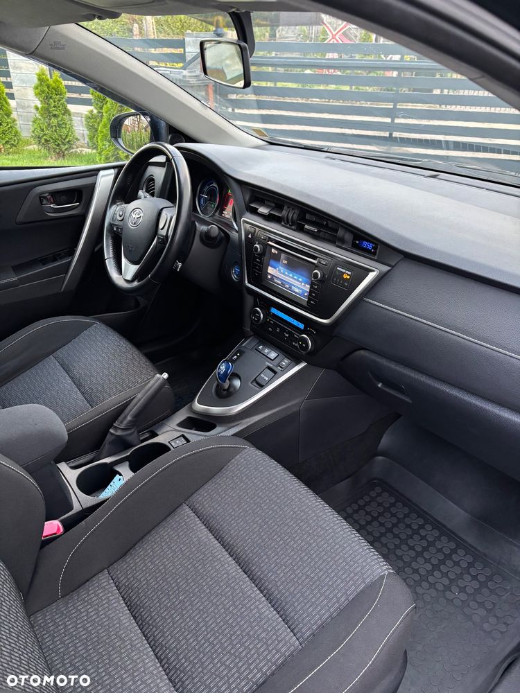 Toyota Auris 1.8 HSD Prestige NAVI - 32