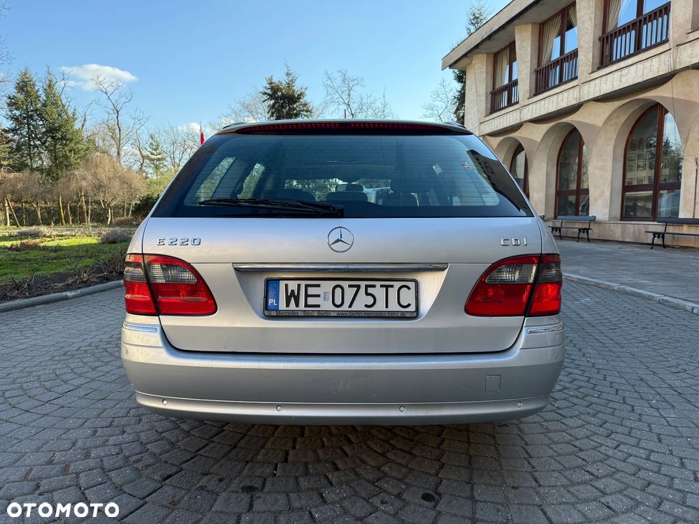 Mercedes-Benz Klasa E - 6