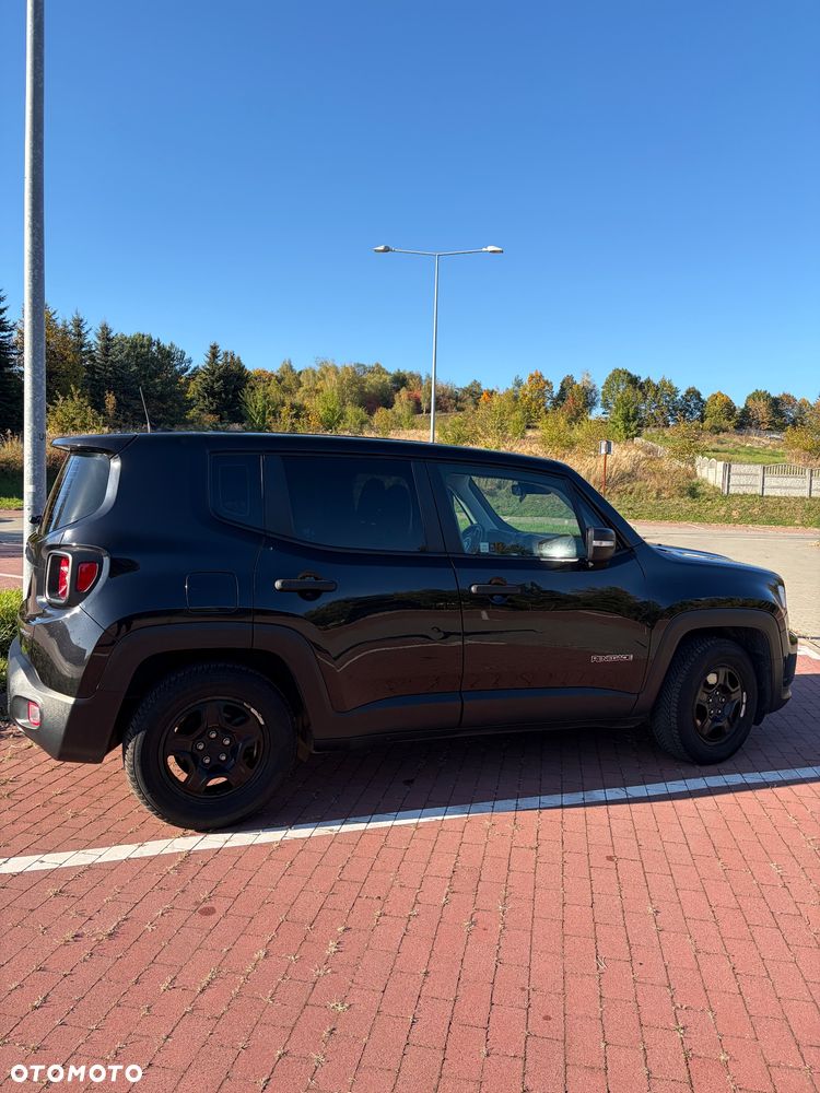 Jeep Renegade - 16
