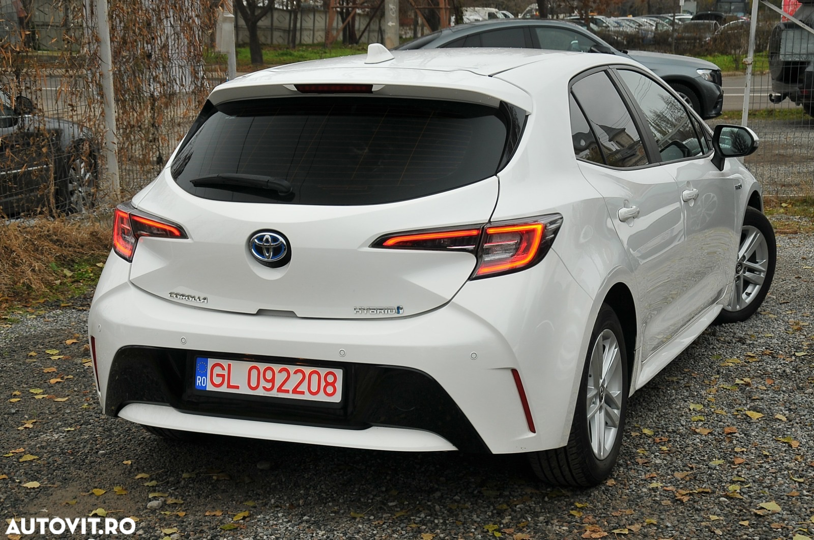 Toyota Corolla 1.8 Hybrid Comfort - 4