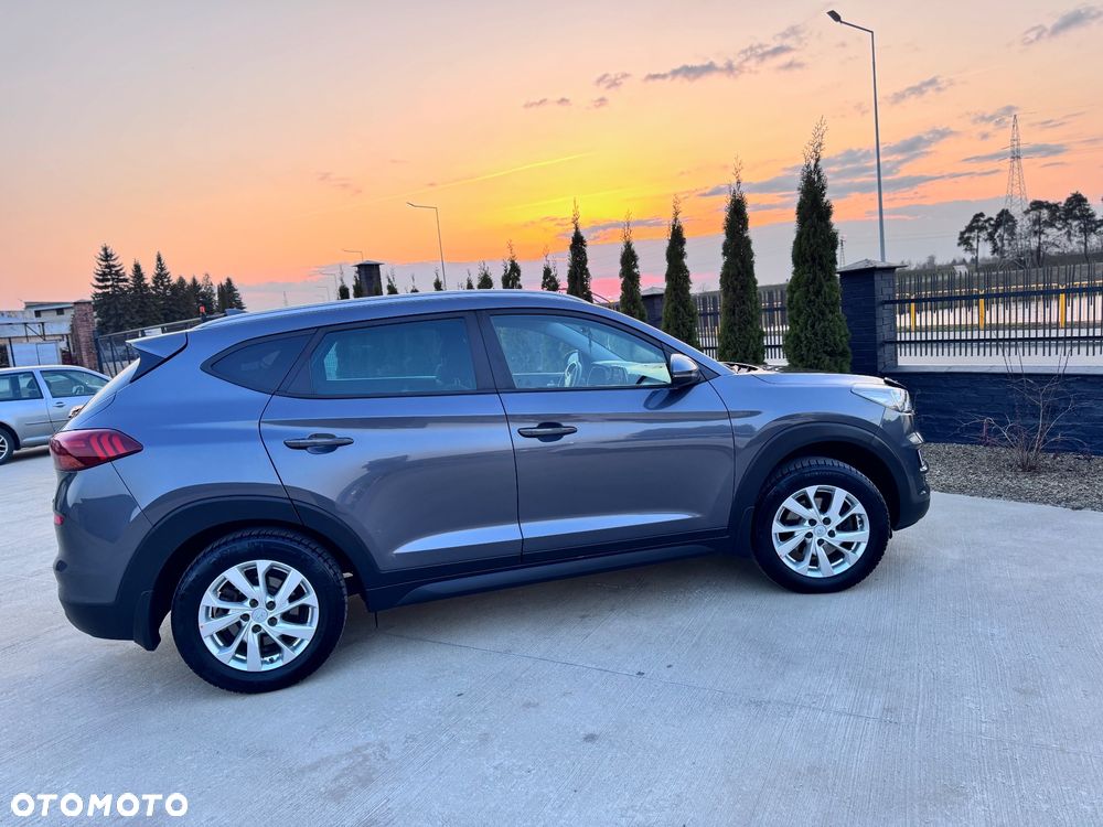 Hyundai Tucson 1.6 GDI BlueDrive Design 2WD - 36