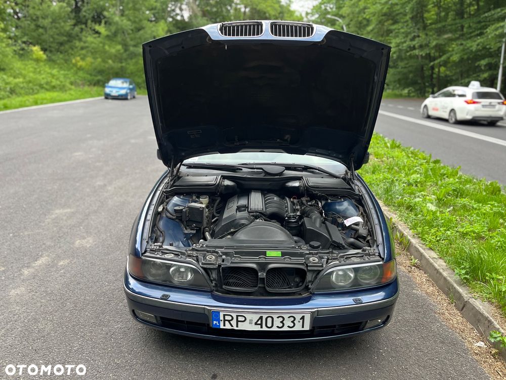 BMW Seria 5 520i - 18