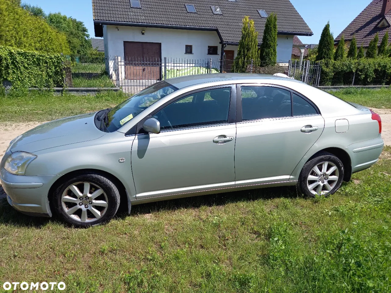 Toyota Avensis 1.8 VVT-i Terra - 6
