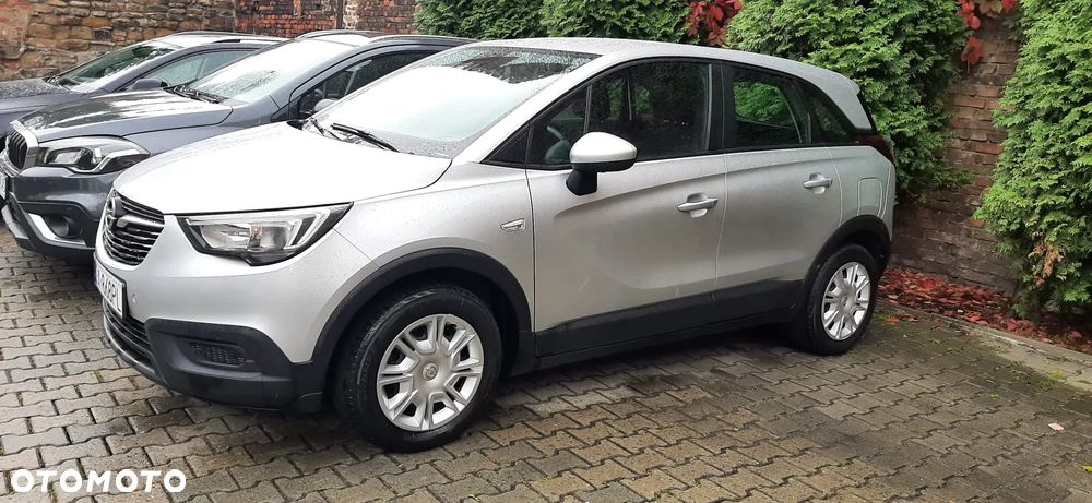Opel Crossland X 1.2 T Enjoy S&S - 11