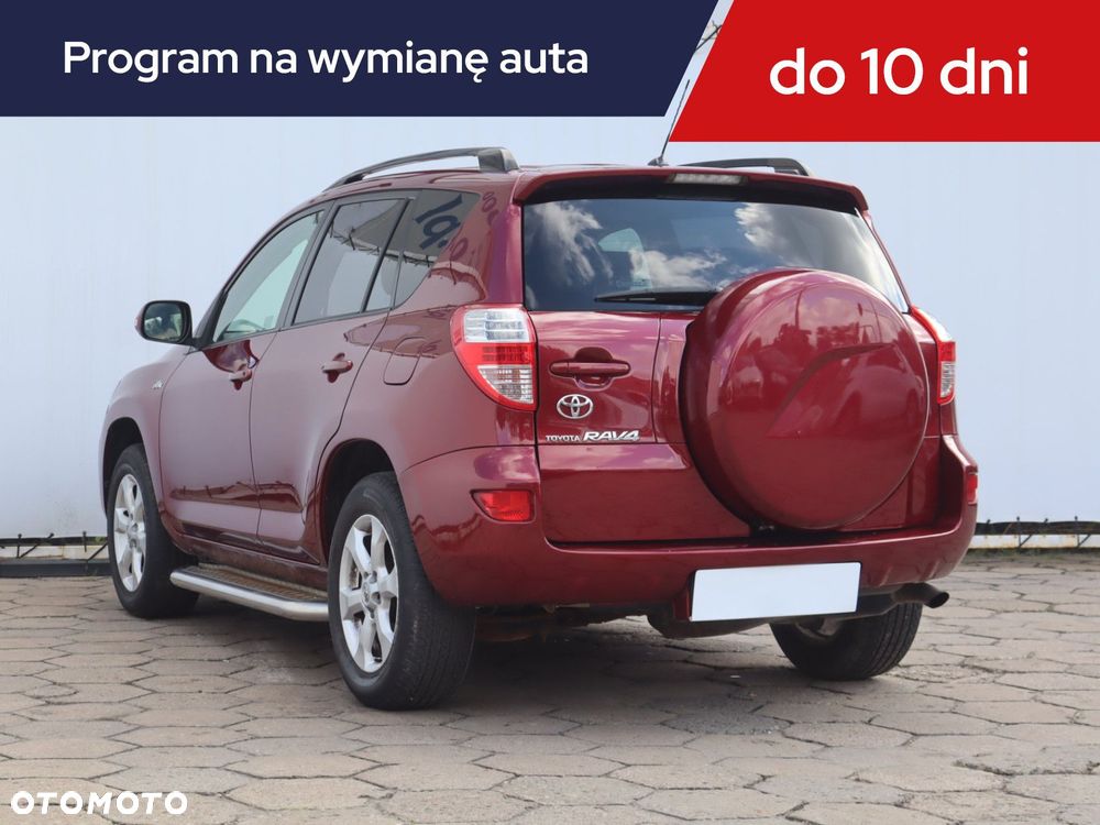 Toyota RAV4 - 6