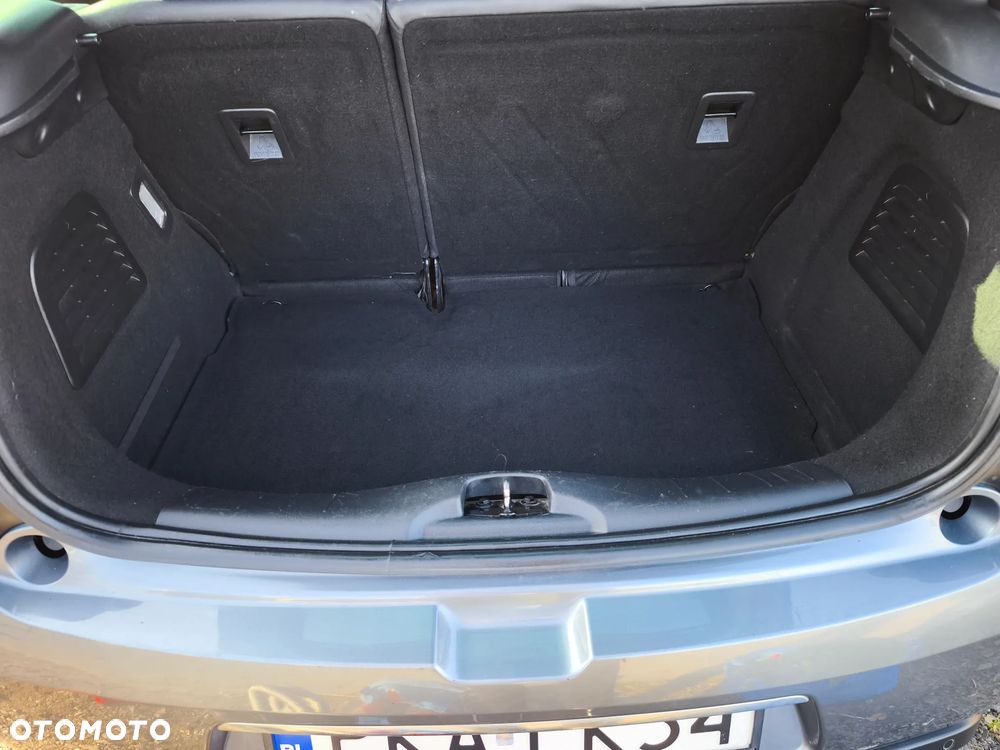 Citroën DS3 1.6 HDi SoChic - 28