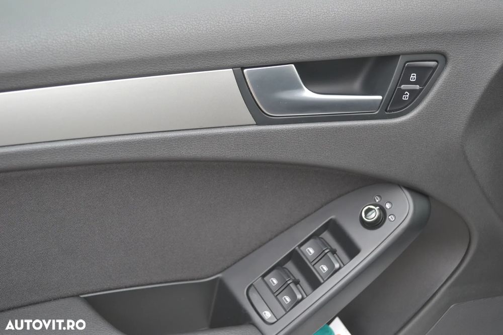 Audi A4 Avant 2.0 TDI DPF Attraction - 7