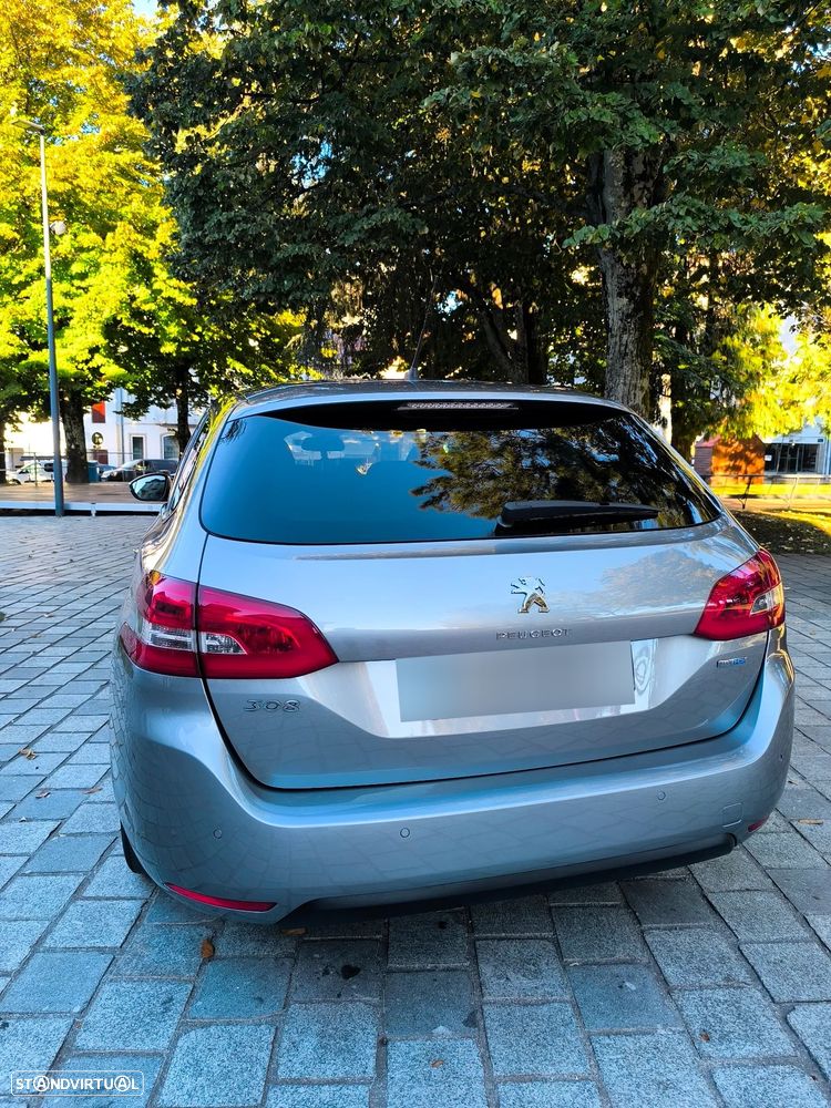 Peugeot 308 SW BlueHDi 120 Stop & Start Allure - 19