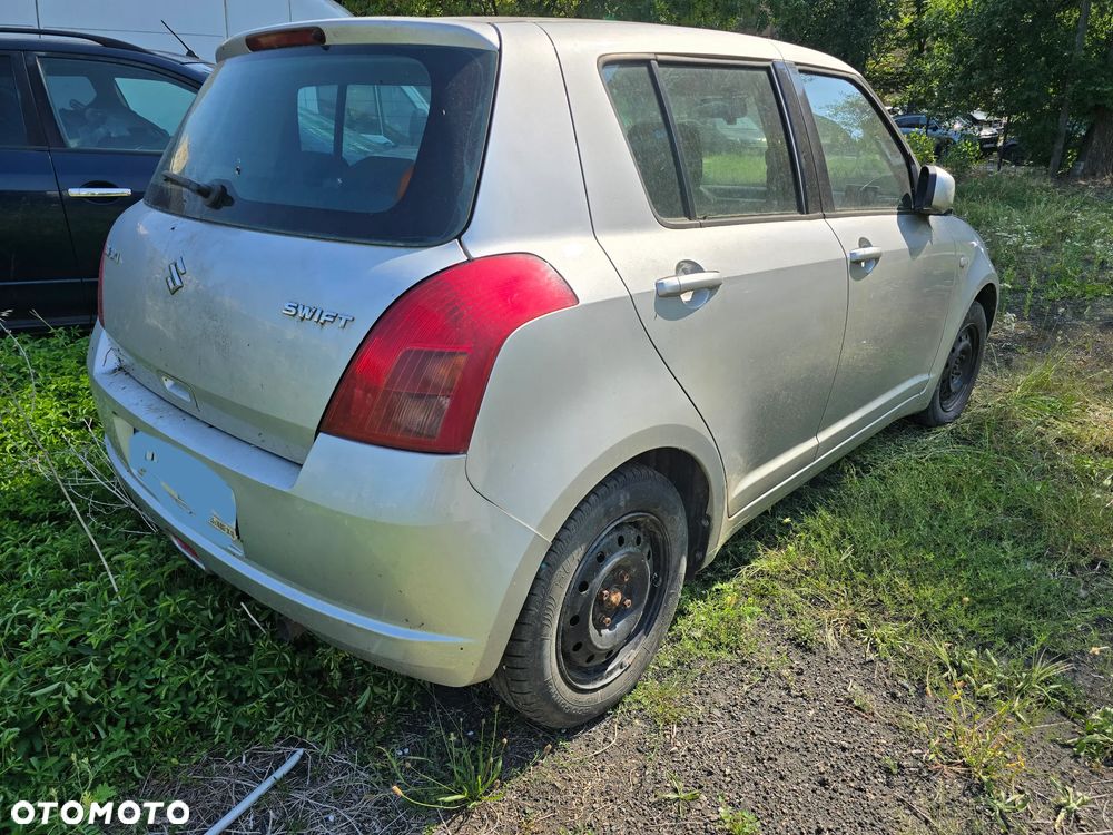 Suzuki Swift 1.3 GLX / Comfort - 4
