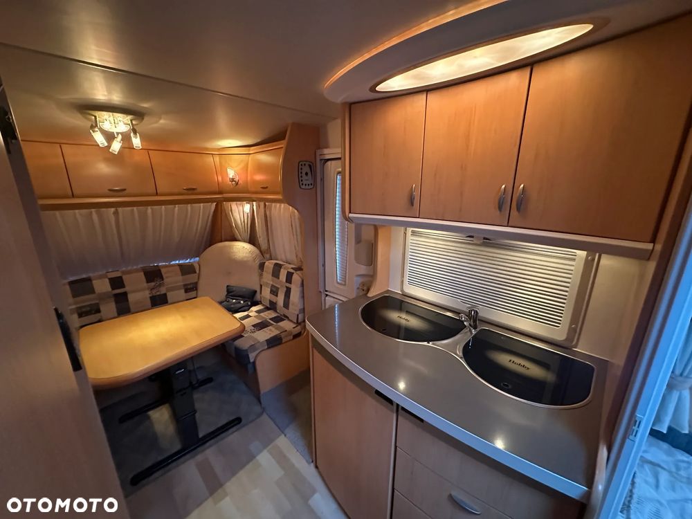 Hobby 460 UL z przedsionkiem Isabella i napędem. DMC 1400 KG !!! - 36