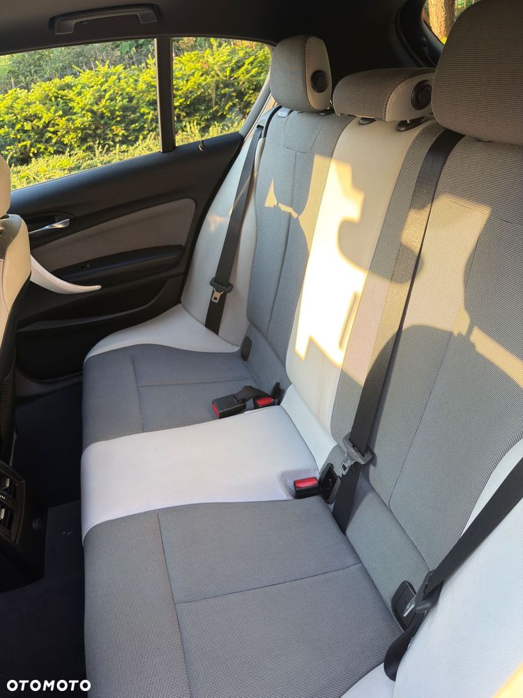 BMW Seria 1 118d Urban Line - 37