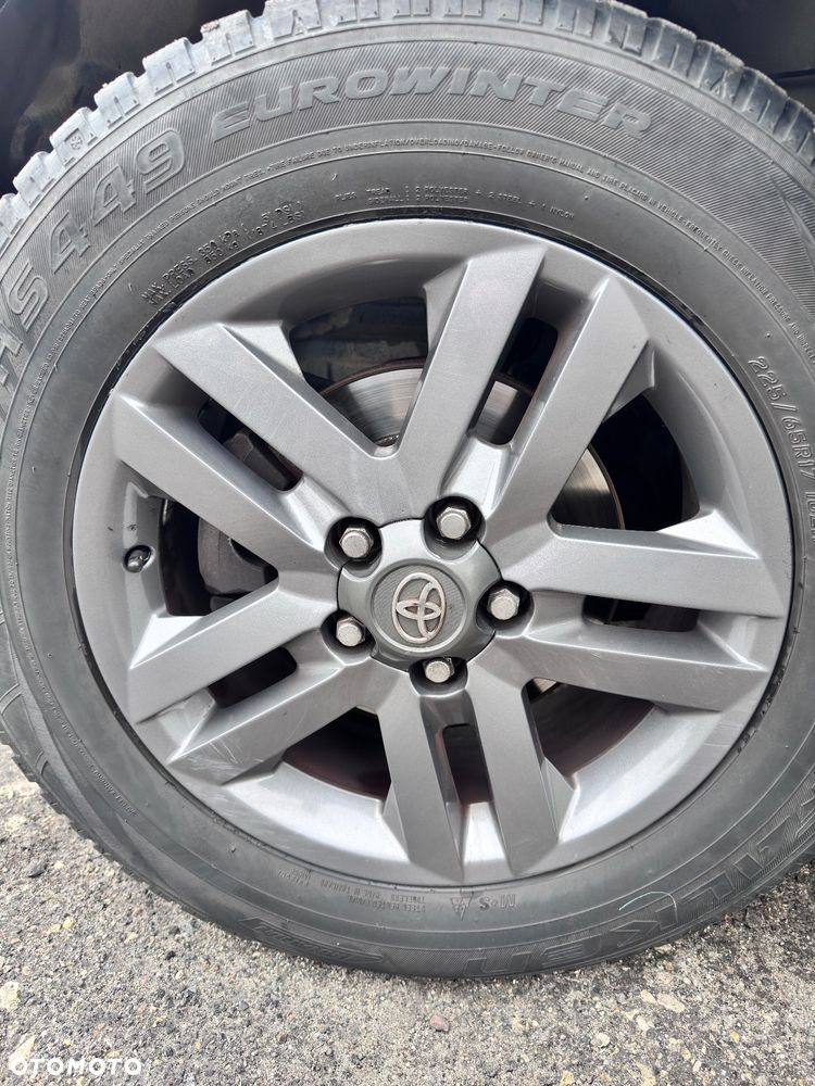 Toyota RAV4 - 13
