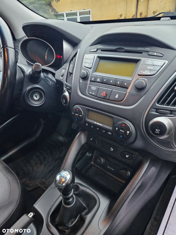 Hyundai ix35 - 25