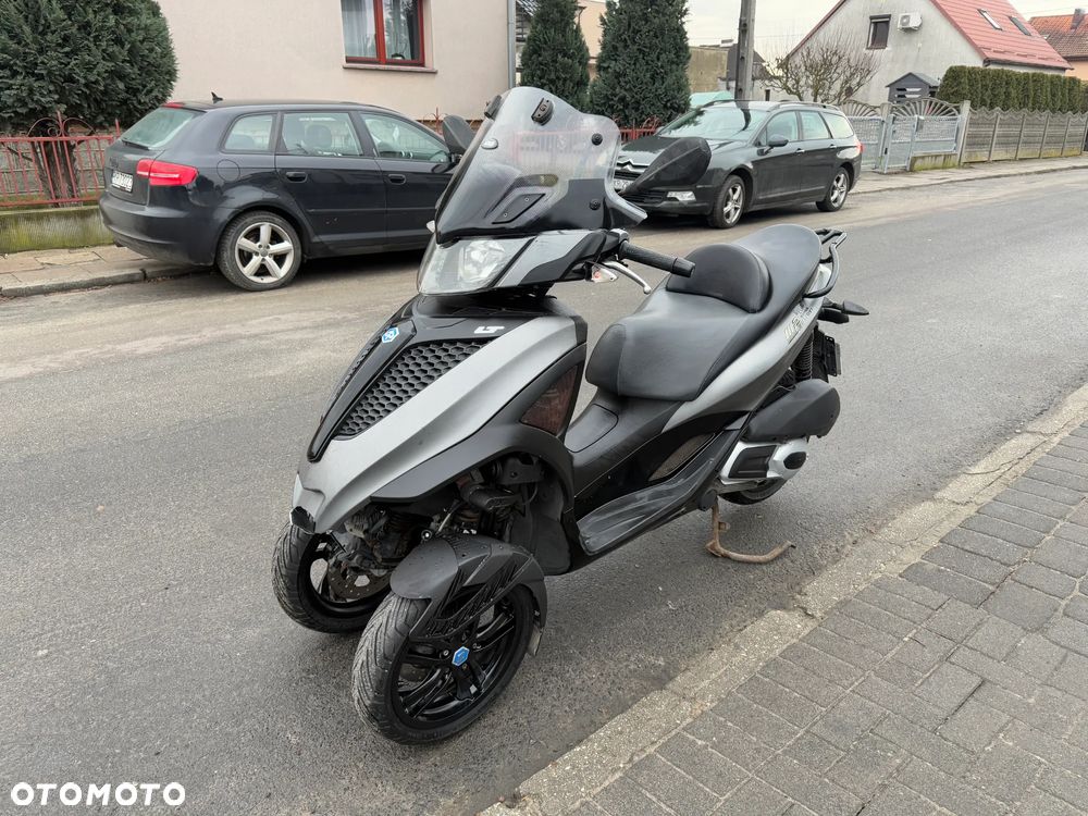 Piaggio MP-3 - 3