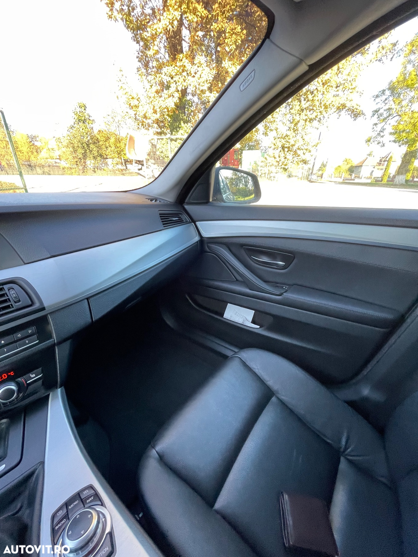 BMW Seria 5 520d EfficientDynamics Edition - 3