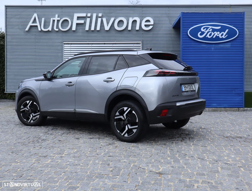 Peugeot 2008 1.2 PureTech Allure - 3