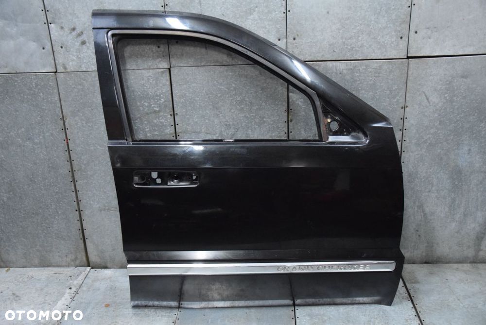 JEEP GRAND CHEROKEE WK DRZWI PRAWE PRZÓD - 1