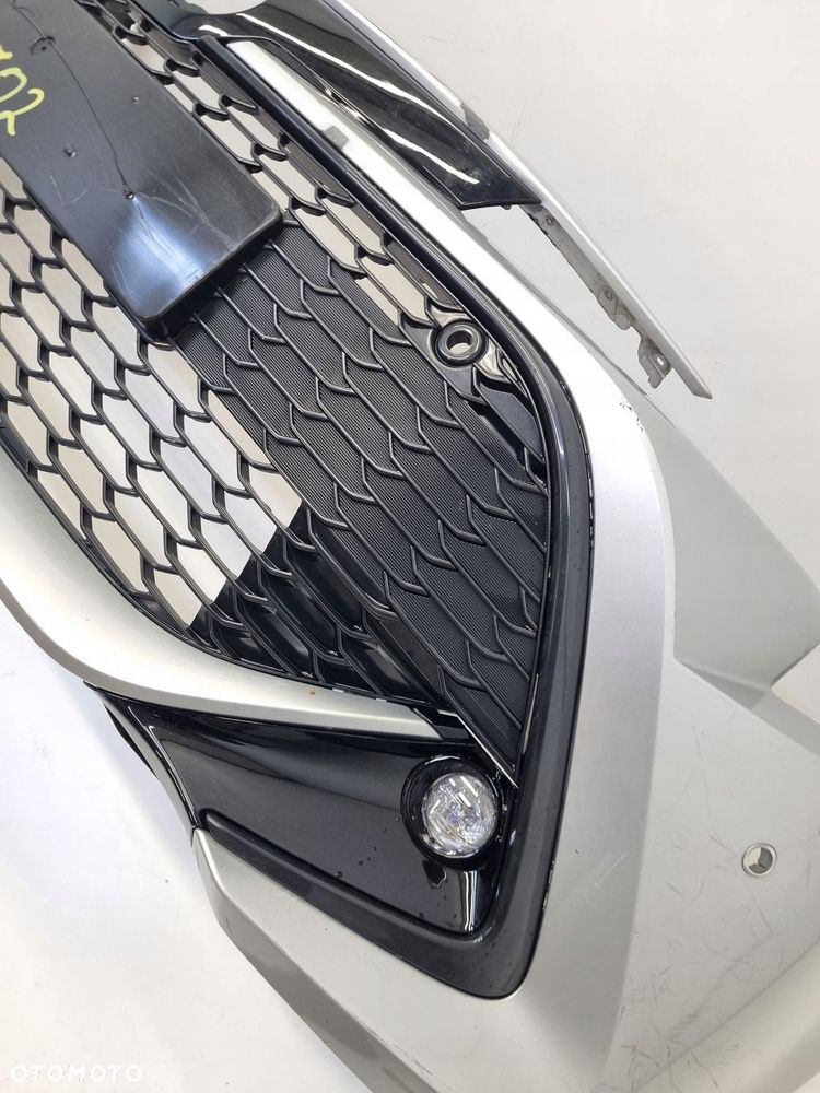 toyota corolla e21 hb kombi zderzak przód przedni grill - 3