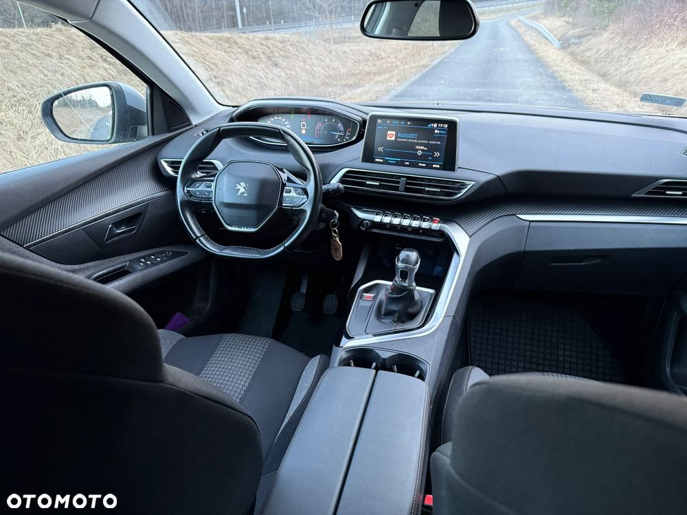 Peugeot 5008 1.5 BlueHDi Active S&S - 17