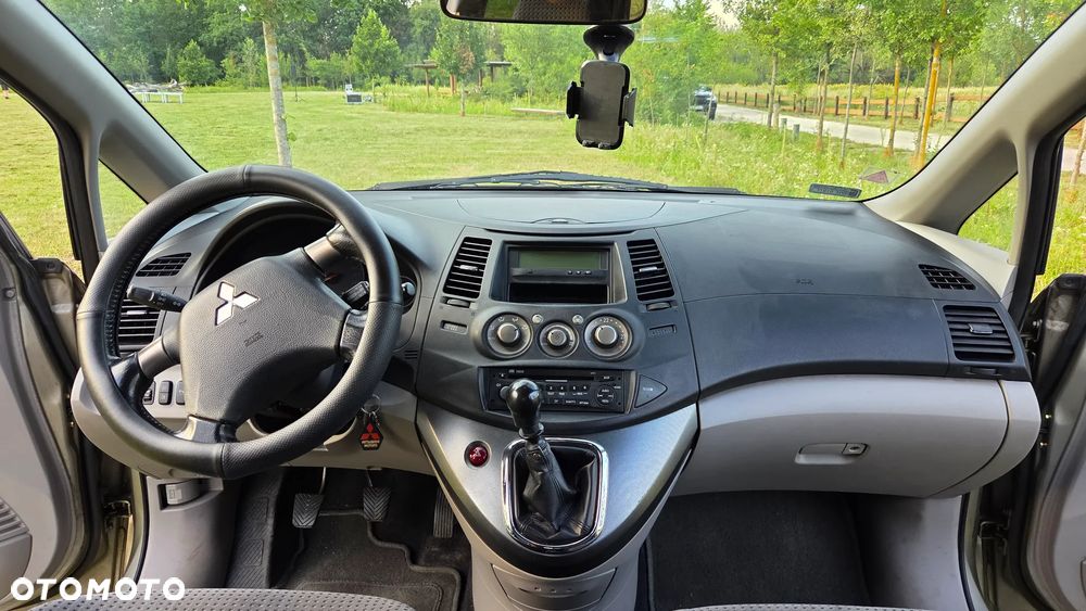 Mitsubishi Grandis 2.0 DID Intense - 7