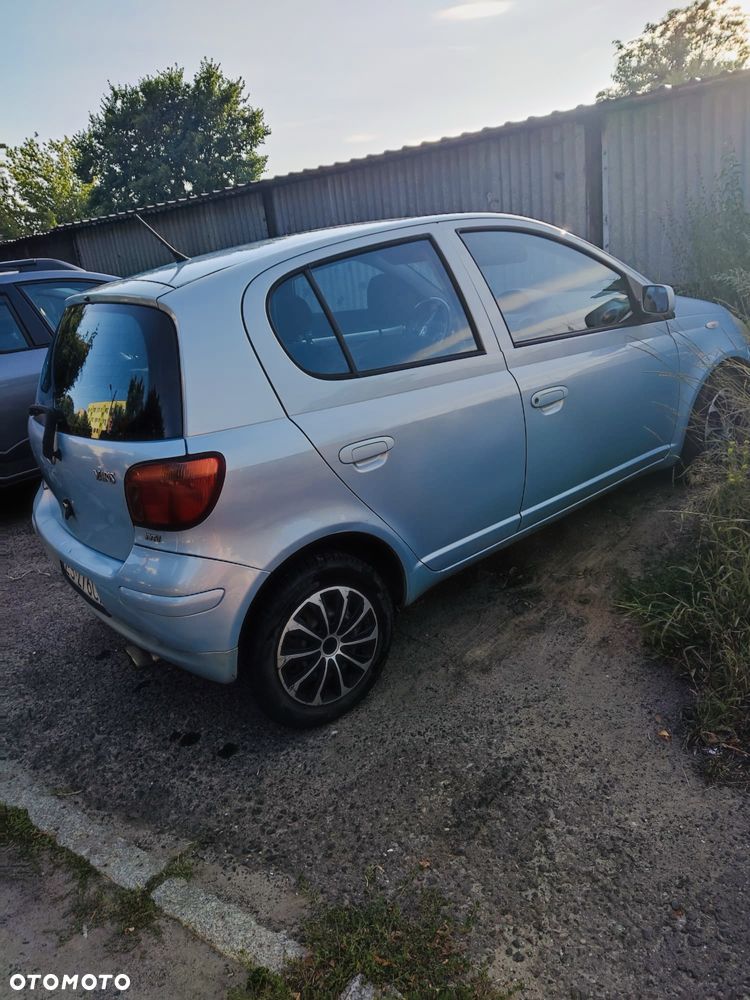 Toyota Yaris - 2