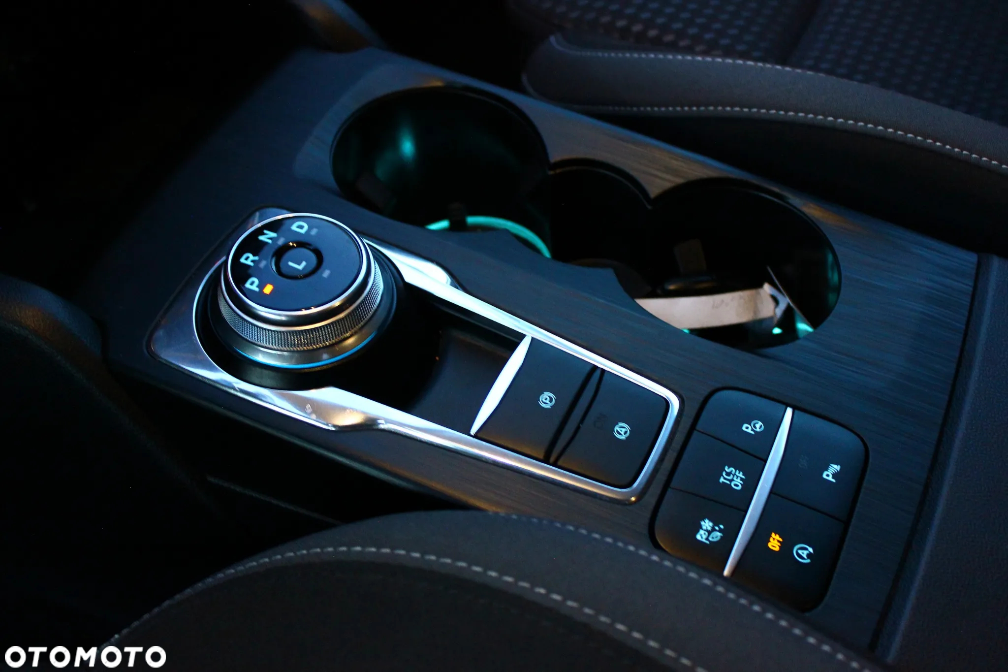 Ford Focus 1.5 EcoBlue Start-Stopp-System TITANIUM - 28
