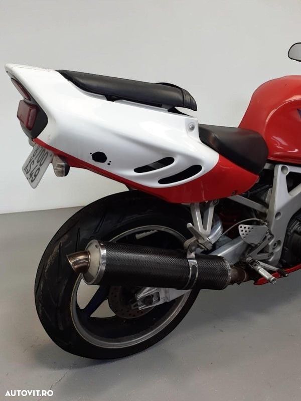 Honda CBR 900RR Fireblade - 14