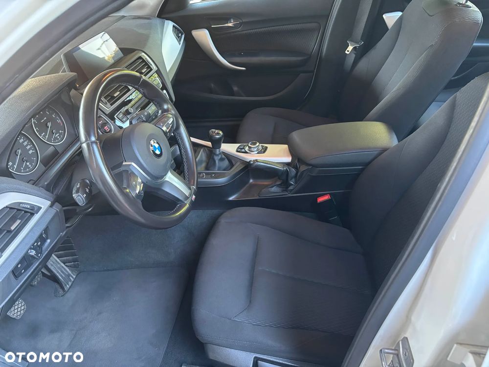 BMW Seria 1 116i Edition Metropolitan - 8
