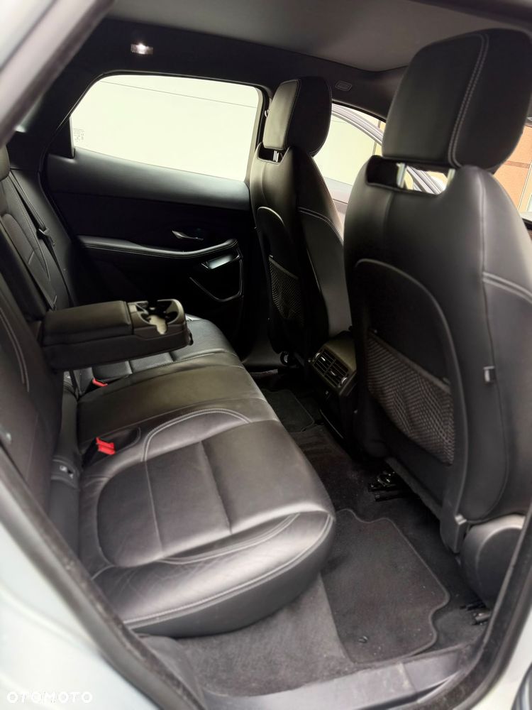 Jaguar E-Pace 2.0 i4P AWD R-Dynamic S - 14