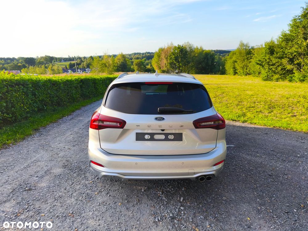 Ford Focus 1.0 EcoBoost Hybrid ST-LINE - 6