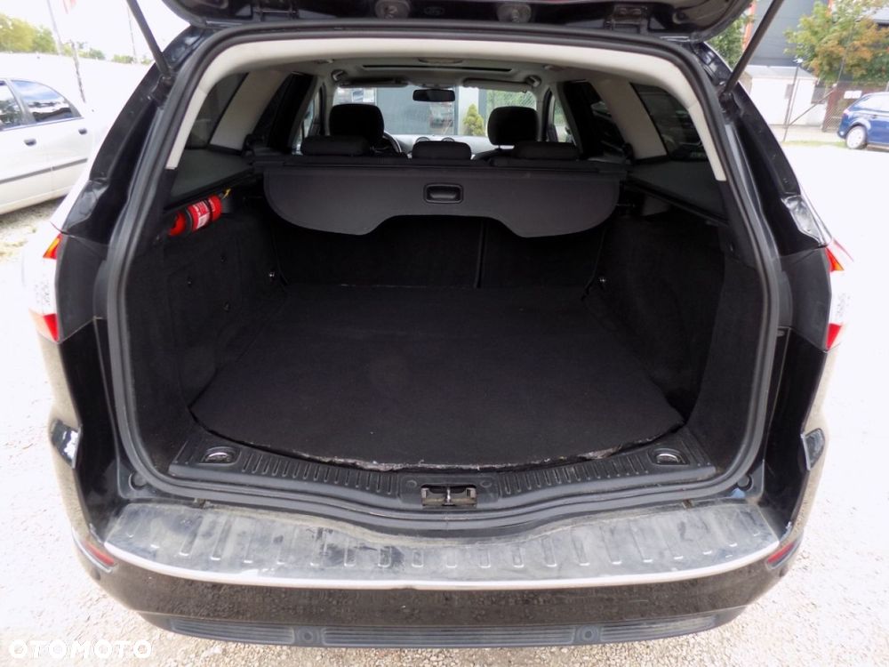 Ford Mondeo SW - 9