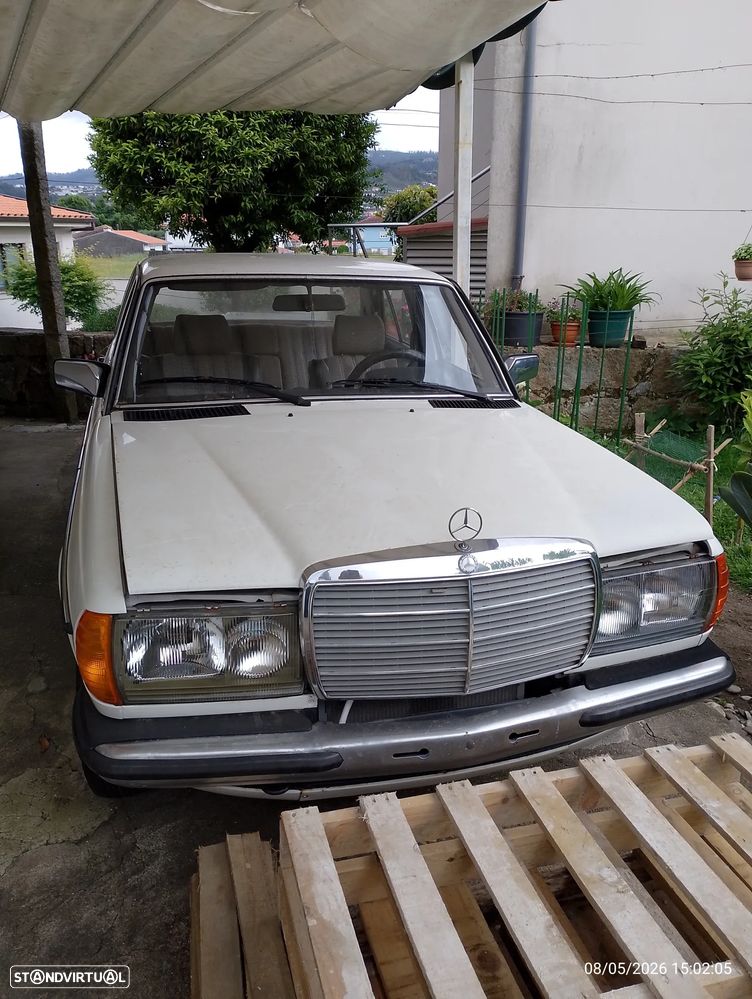 Mercedes-Benz W123 (1976-1986) - 1