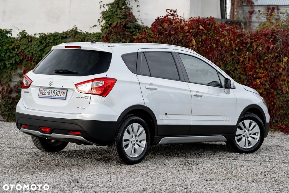 Suzuki SX4 S-Cross 1.6 VVT CVT 4x4 Comfort - 11