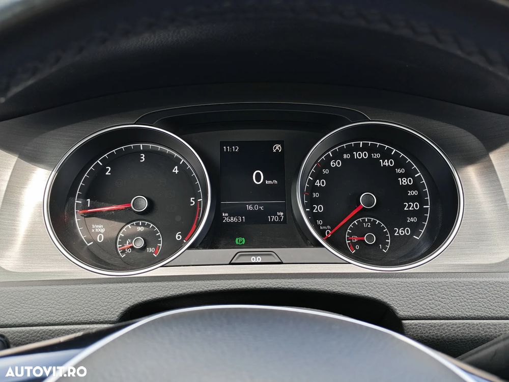 Volkswagen Golf - 14